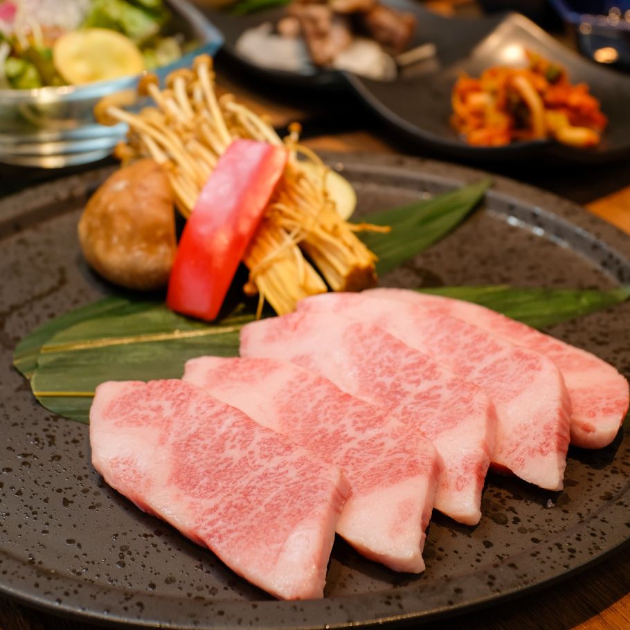 【ご予約限定】八坐和カジュアルコース　全9品　神戸牛焼きしゃぶや神戸牛赤身・カルビ・ホルモンなどの定番メニューが楽しめる内容