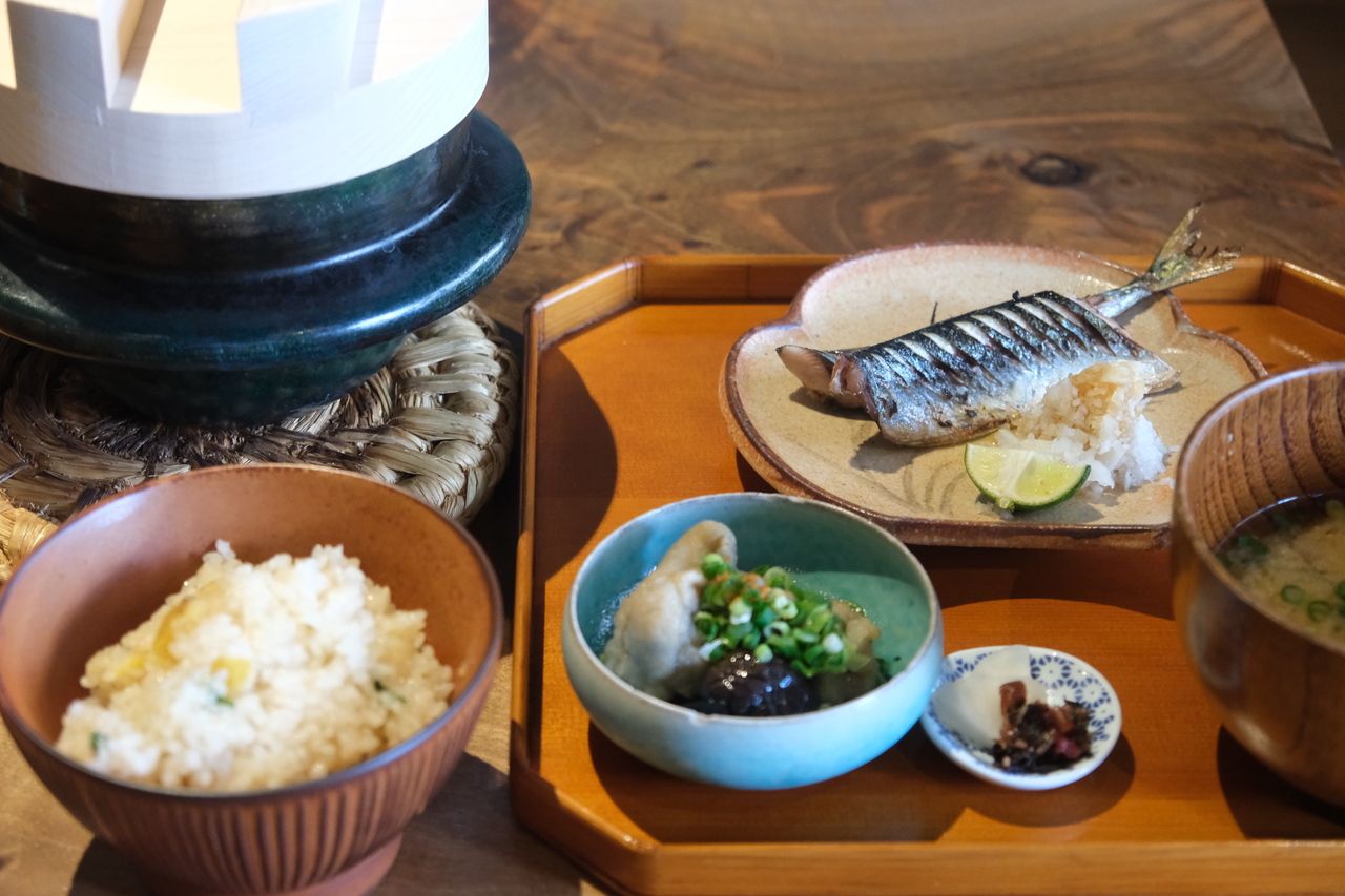 土鍋飯午餐（燉煮式）