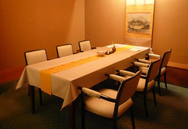 洋テーブル個室2,000円