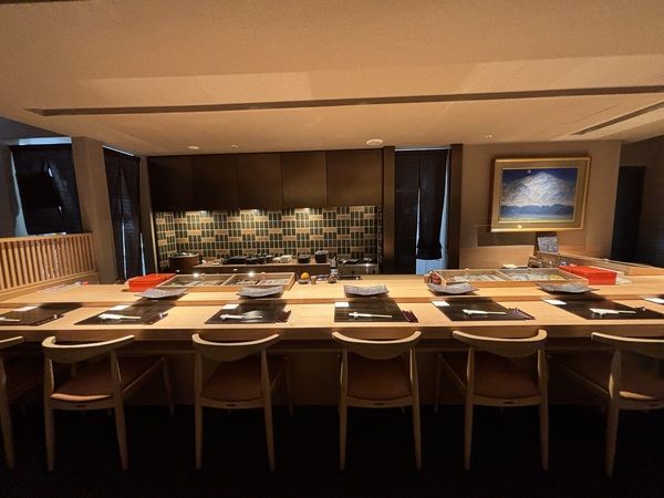 Counter seats