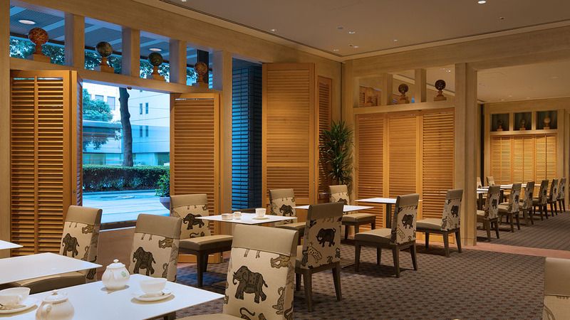 ティー&カクテルラウンジ