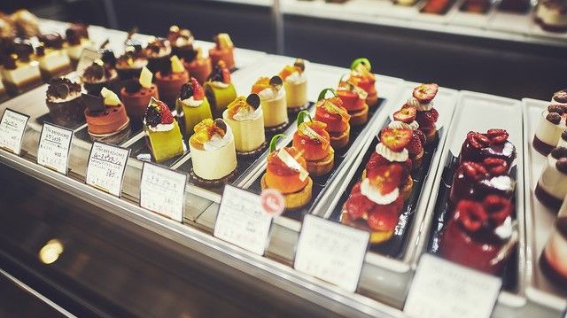 TINY BREAD & CAKE NATURA MARKET 