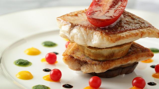 Teppanyaki RURI/ Art Hotel Osaka Bay Tower