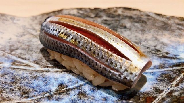 すし開
