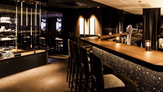 BAGUS Machida East Exit