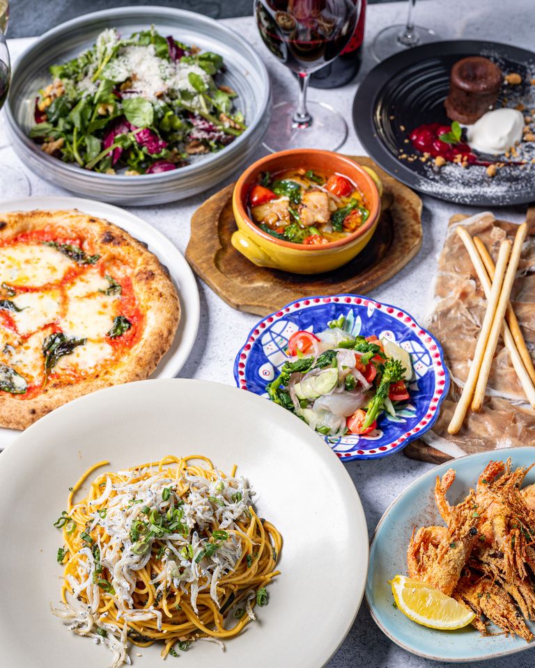 拘りタパス、 大人気の窯焼きピザ、人気のパスタ、メイン肉料理食後のデザートまで楽しむリゴレットタパスラウンジ・スタンダードパーティープラン