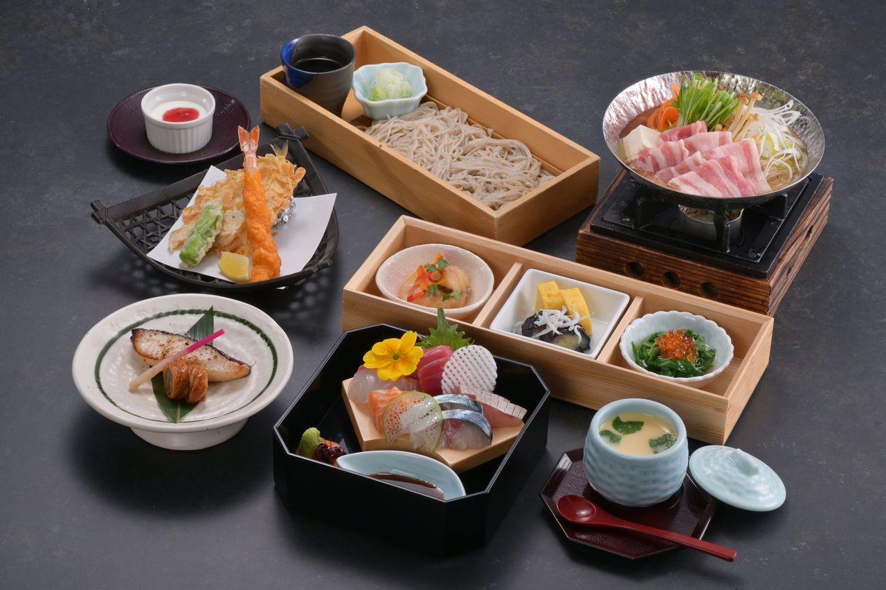 かやかや昼会席〈飲み放題付〉