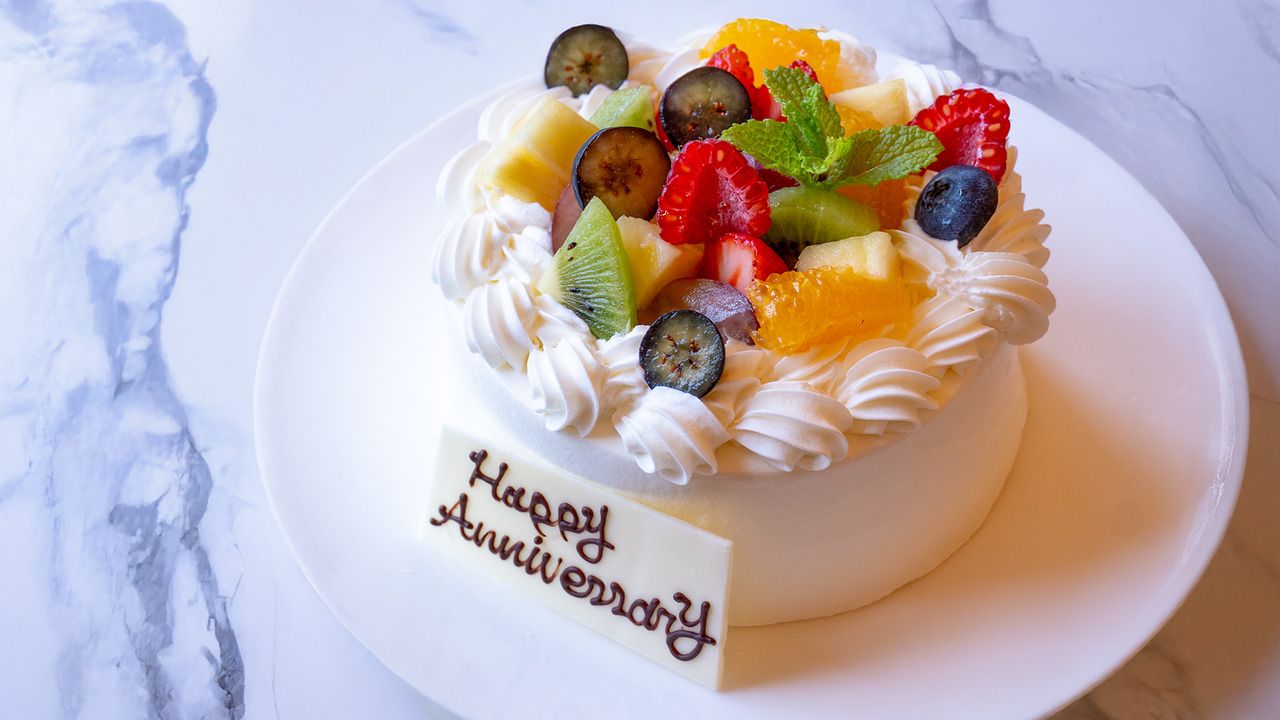 アニバーサリーケーキ　【 直径7cm￥1,980】