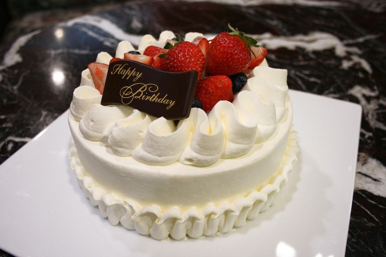 生クリームデコレーションケーキ【4号】