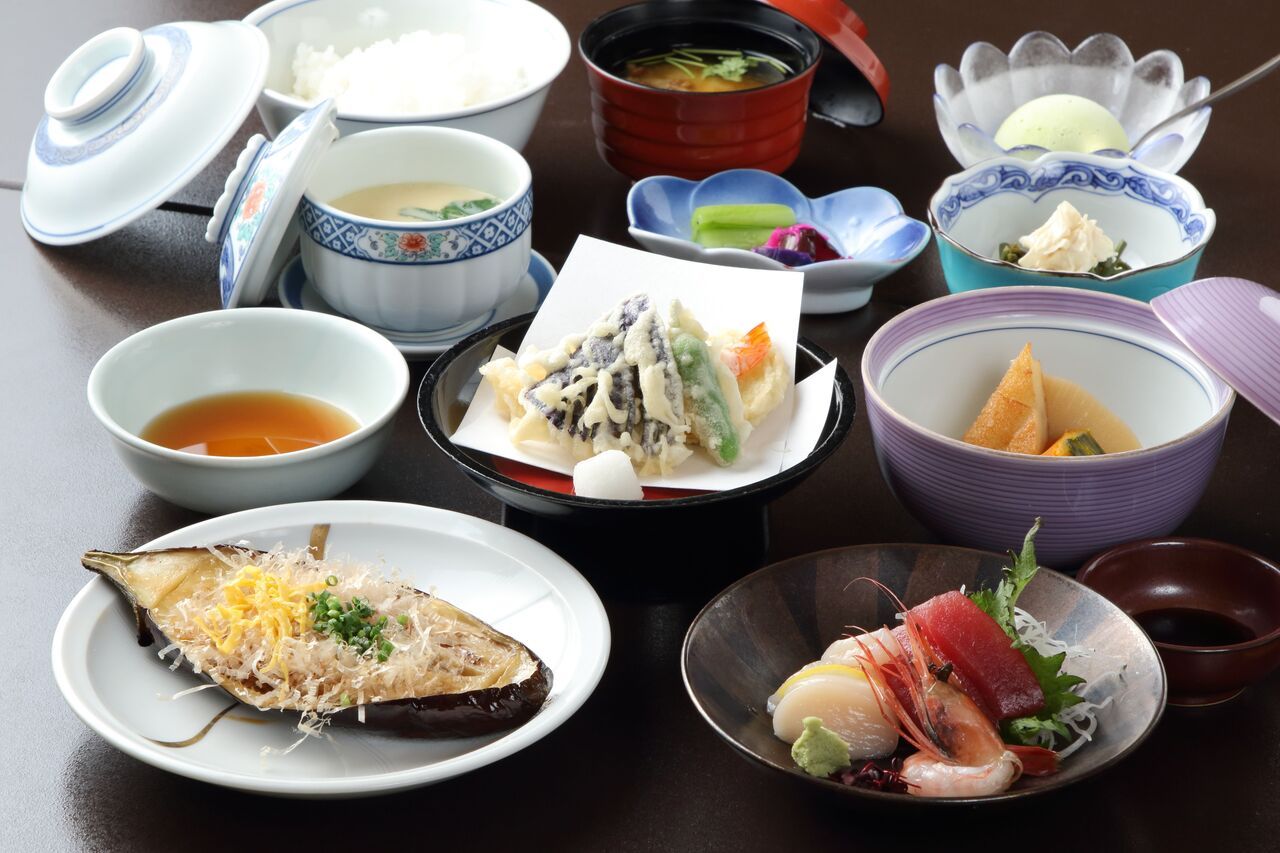 贅沢ランチ会席