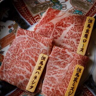  神戸ビーフ 上田畜産 〖但馬玄-たじまぐろ-〗東京肉しゃぶ家 すき焼き コース •Tokyo nikushabuya kobebeef Tajimaguro sukiyaki course
