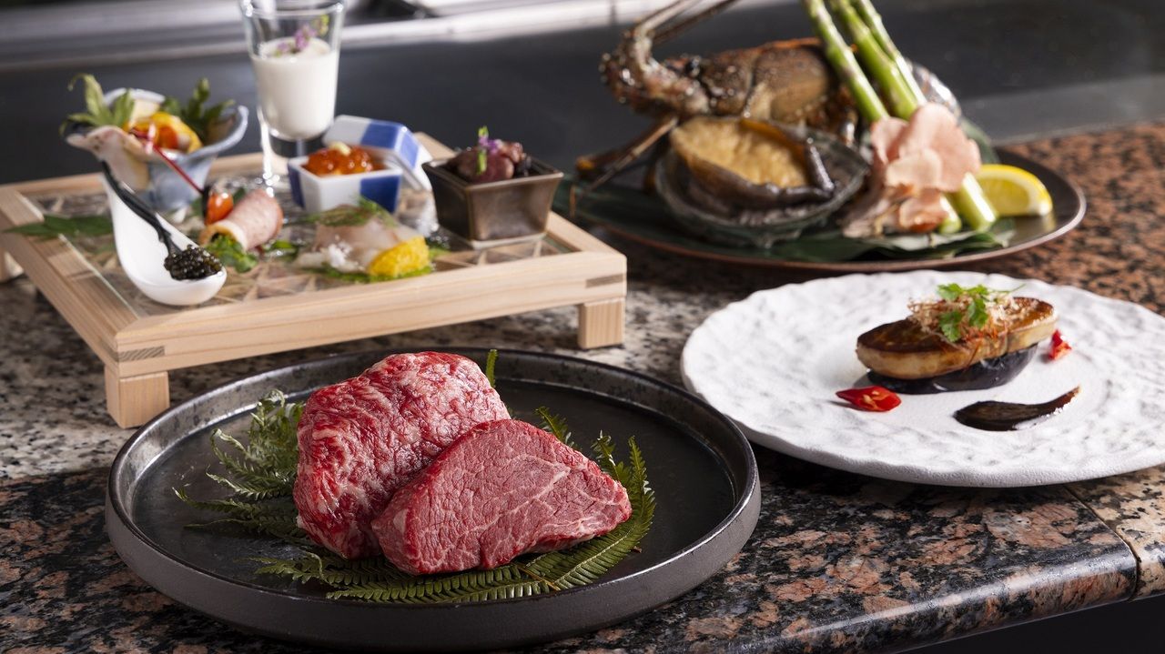 －Kohaku－ Yonezawa beef, Ise lobster, Abalone and Foie gras Teppanyaki Course