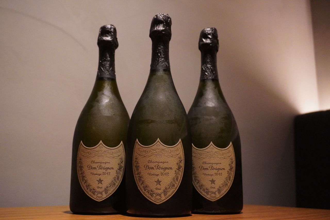 ■ ຈໍານວນຈໍາກັດ■ ຫຼັກສູດ Xmas Omakase (9 ອາຫານ) + Dom Perignon + Opus One