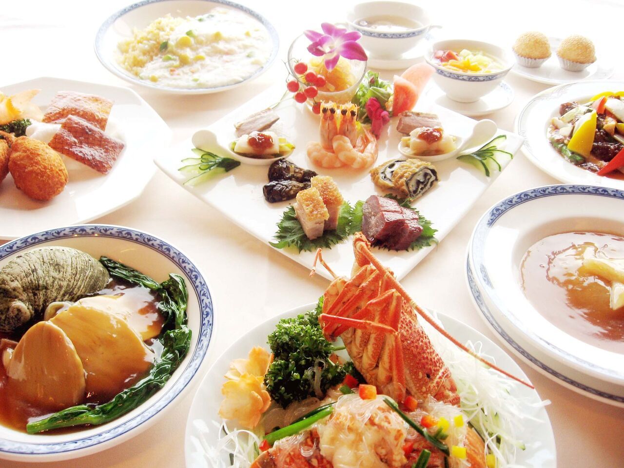 ＜2026年1/2～1/12新春限定＞牛フィレ＆蟹の卵入りふかひれ「慶春（けいしゅん）」コース