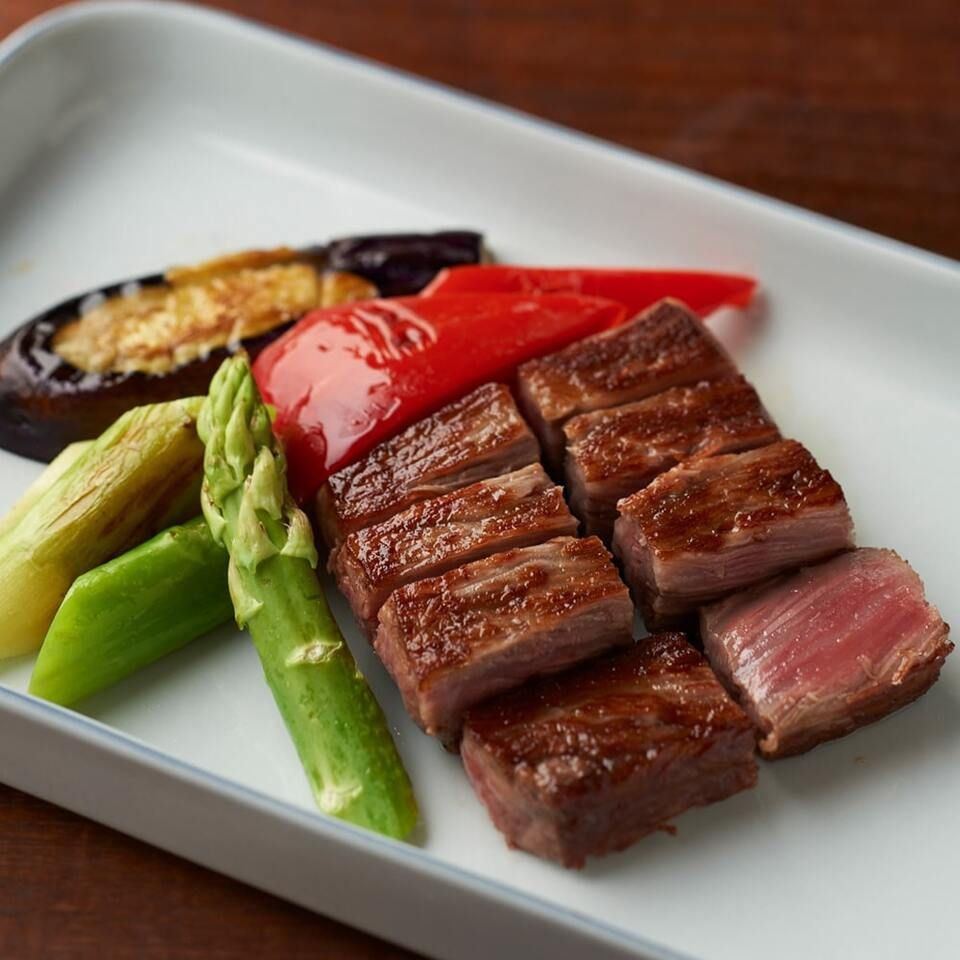 【Lunch Official Online Bonus Welcome Drink! 】 Enjoy fish dishes and meat dishes! Keyakizaka Lunch Menu A 