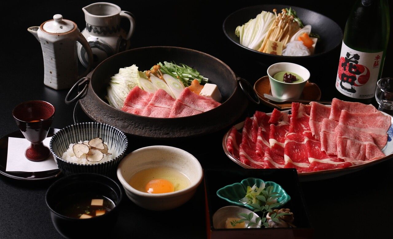 【平日ランチ限定】すき焼き３種国産牛肉食べ比べ