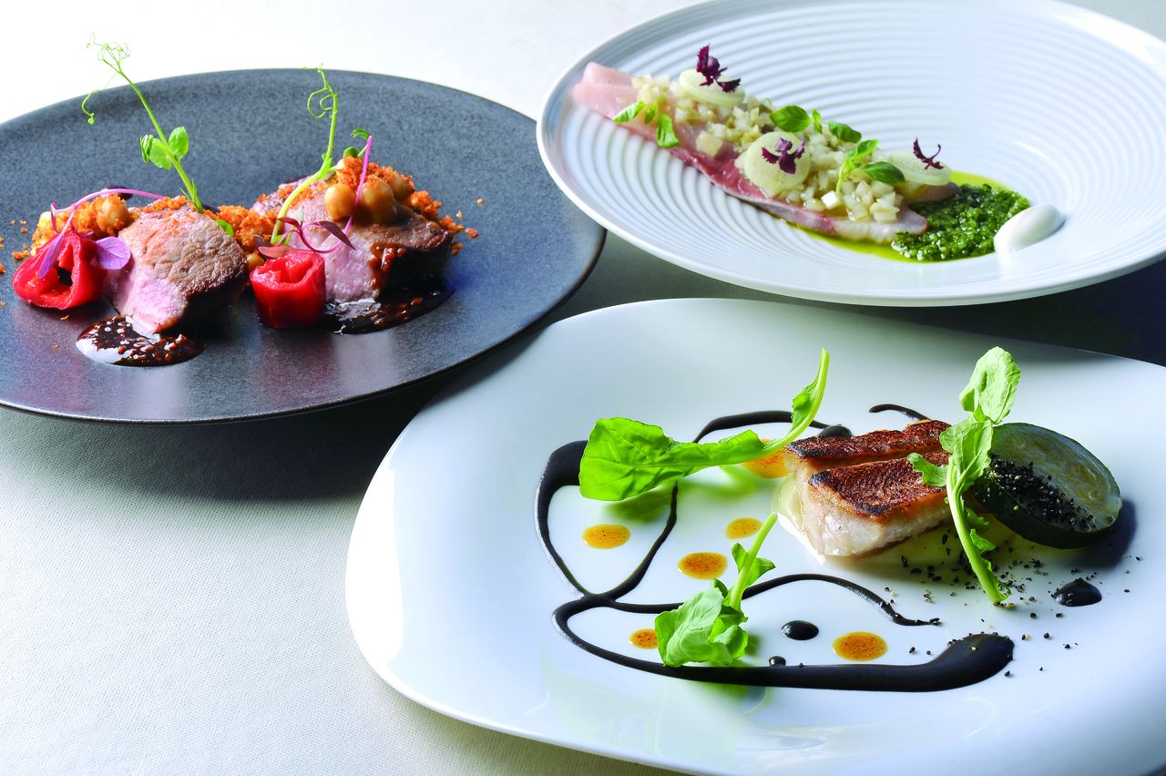 CHEF'S SPECIAL LUNCH　 メインは三河豚 　5品＋食後のお飲み物   