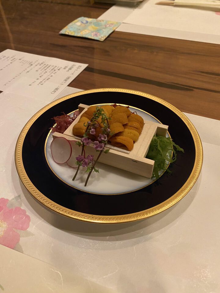 Hamanaka (Ezo Bafun Sea Urchin) Course (Reservation for 2 people) 58,982 yen per person