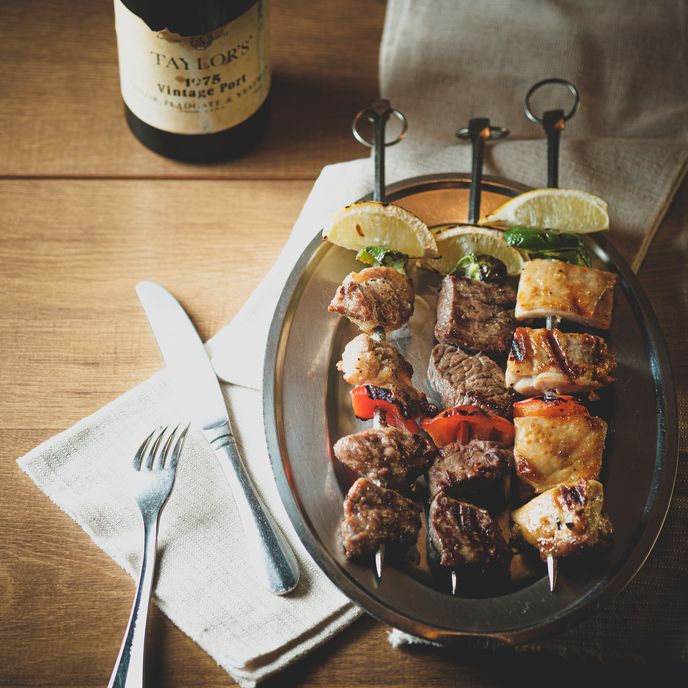 🌙【2時間制飲み放題付】お手軽にポルトガル料理をたのしめる飲み放題付きコース