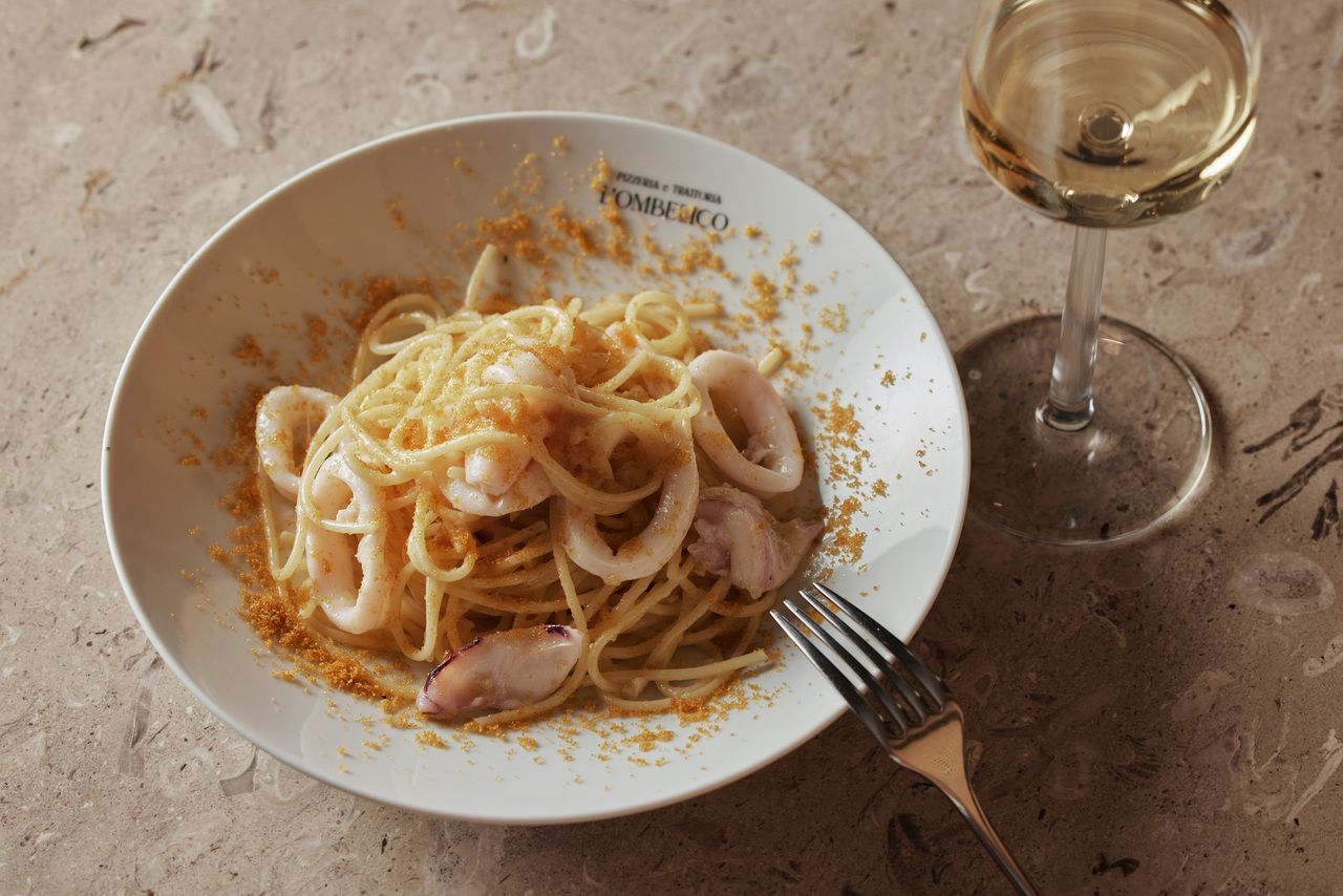 Lunch: Assorted appetizers + choice of PIZZA/PASTA