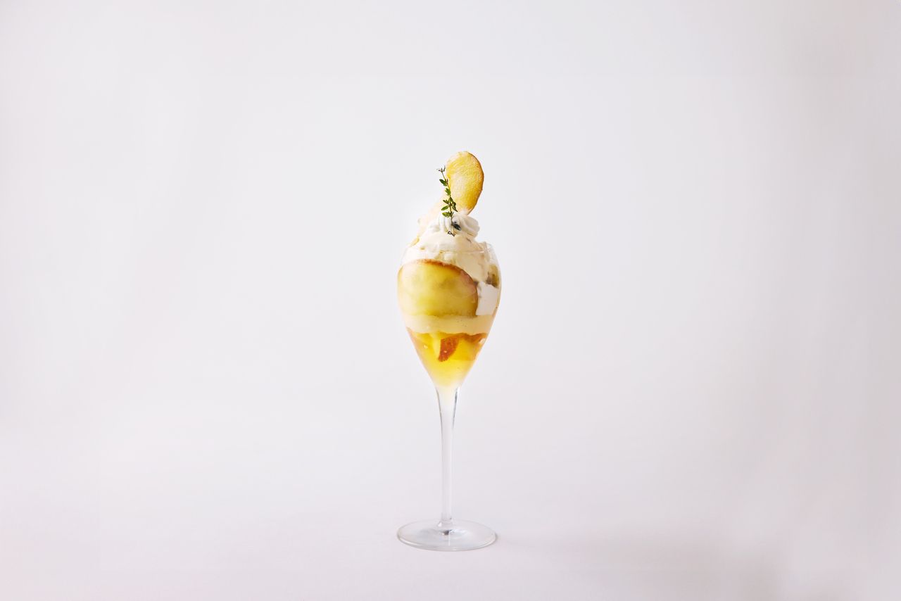 【夜パフェ】りんごとキャラメルのパフェ