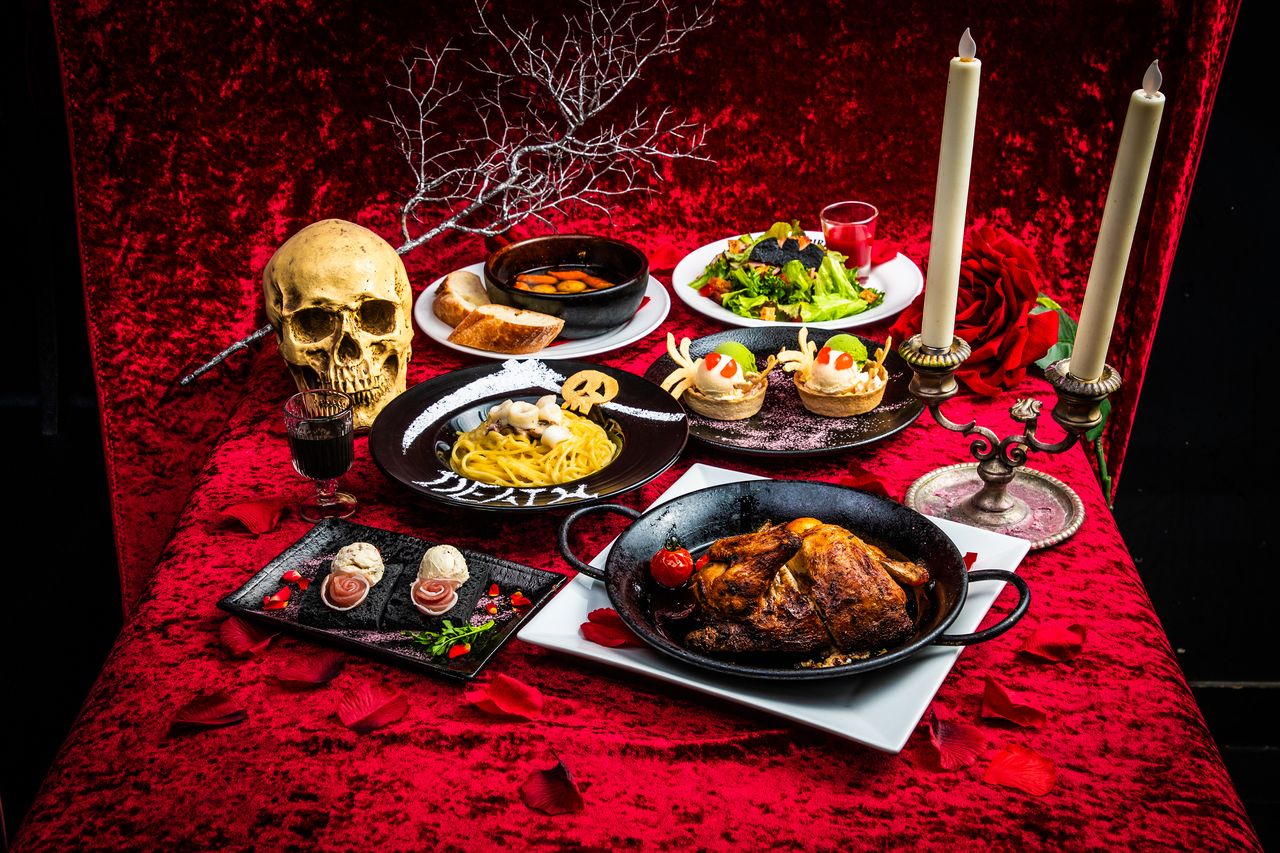 Vampire Cafe Fun Course 6 items ¥4000 (tax included)