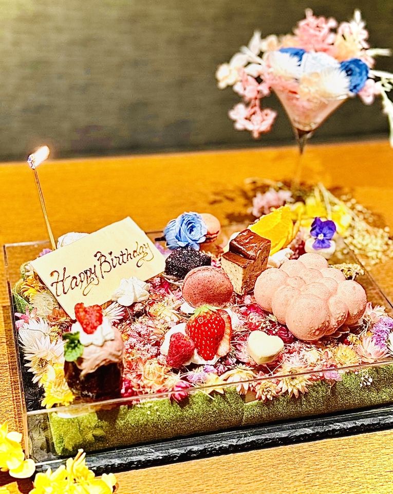 7月1日～【Anniversaire・Lunch】神戸 美水牛と本日の鮮魚料理のWメイン ＆ アニバーサリープレートのランチ　コース 全9品