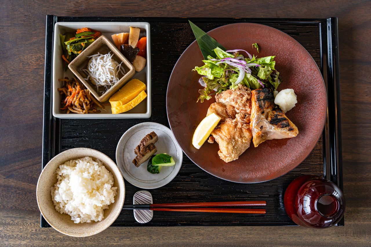 オフィシャルWeb限定最安値【一汁七菜 】ドリンクバー付き