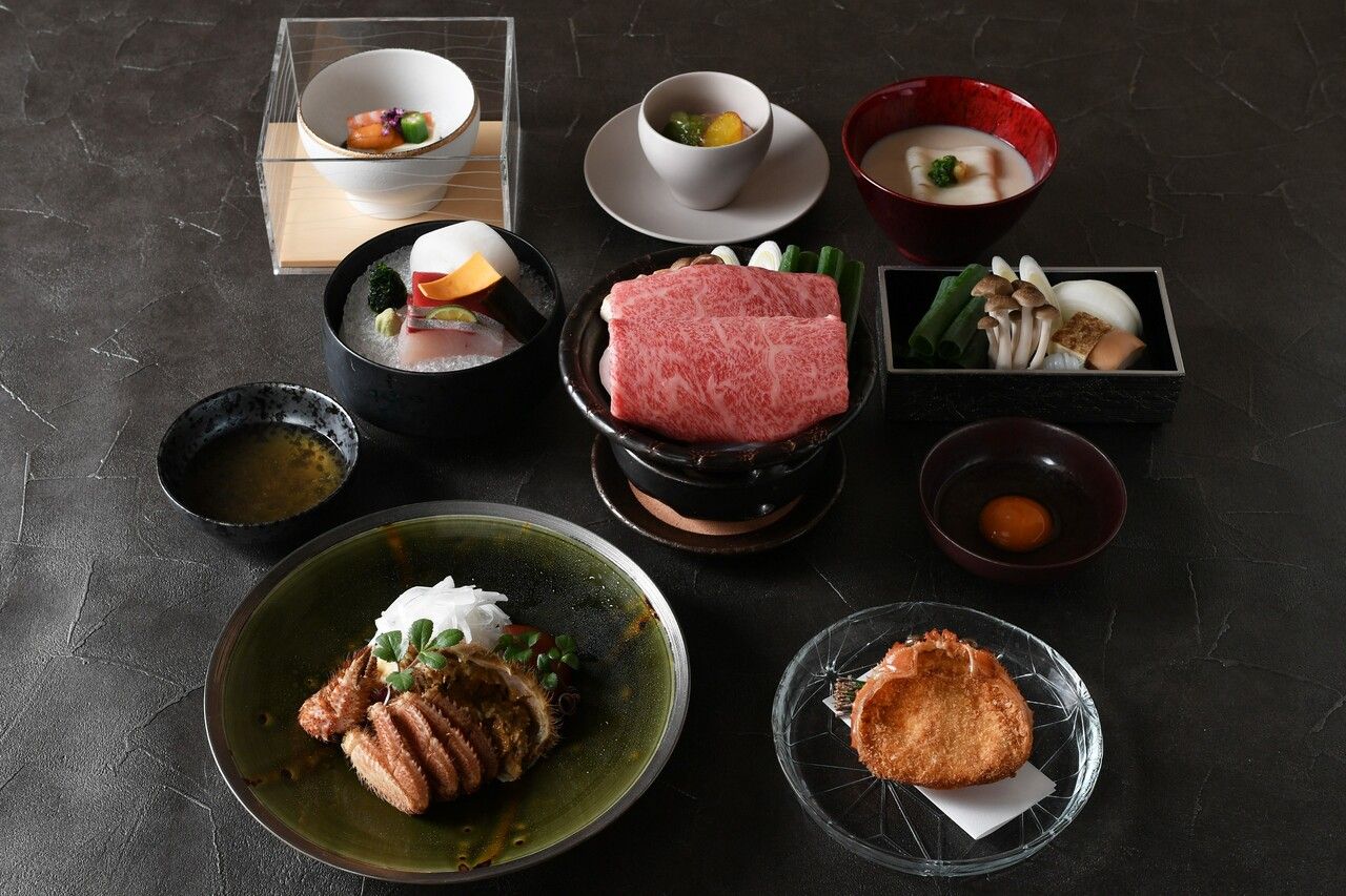 【毛蟹付き】石垣牛会席D（毛蟹酢ハーフなど全7品）