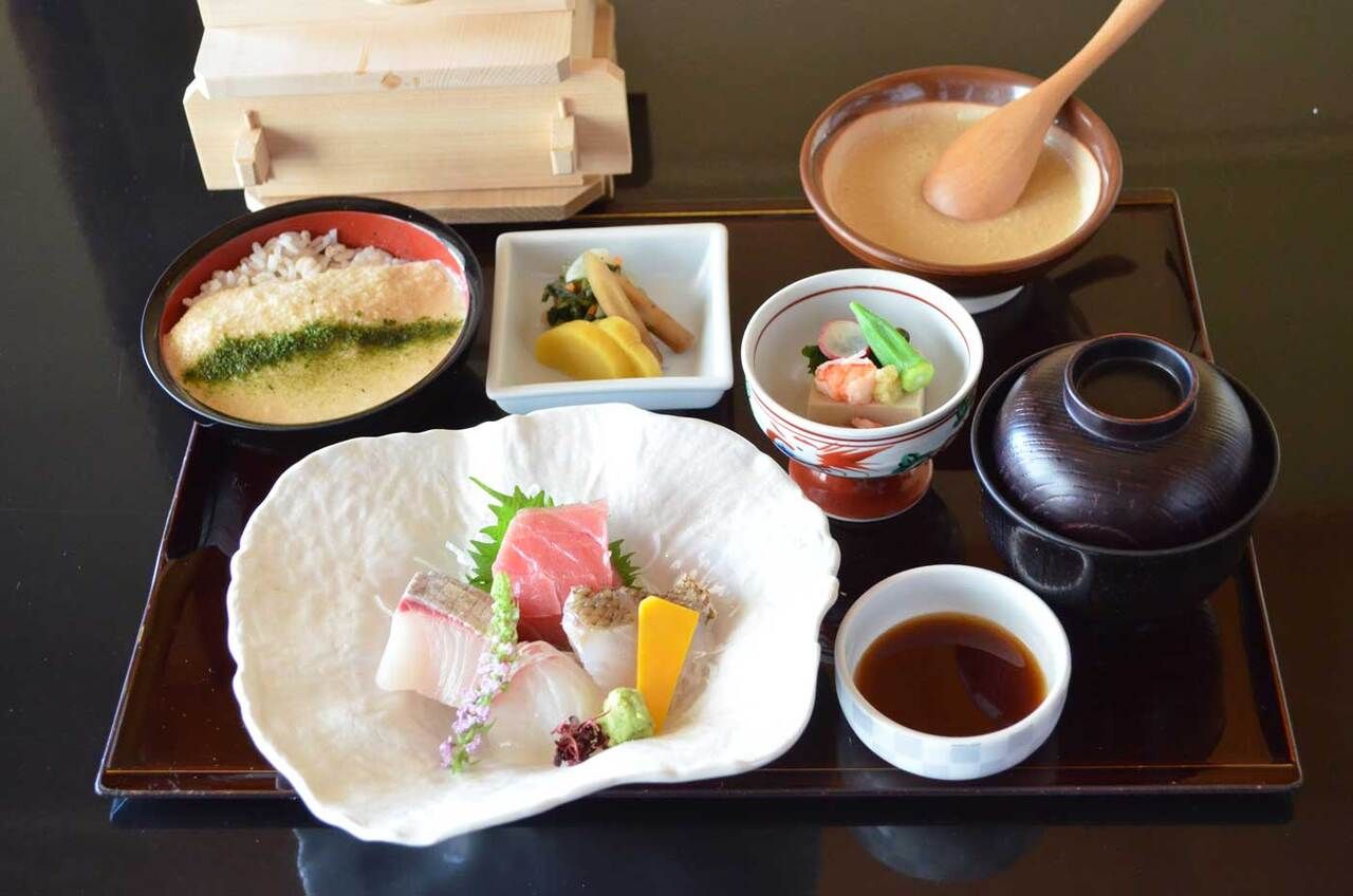 Sashimi and Mugitoro 