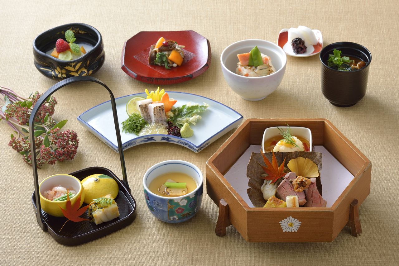 Yuraku(Weekdays Only)