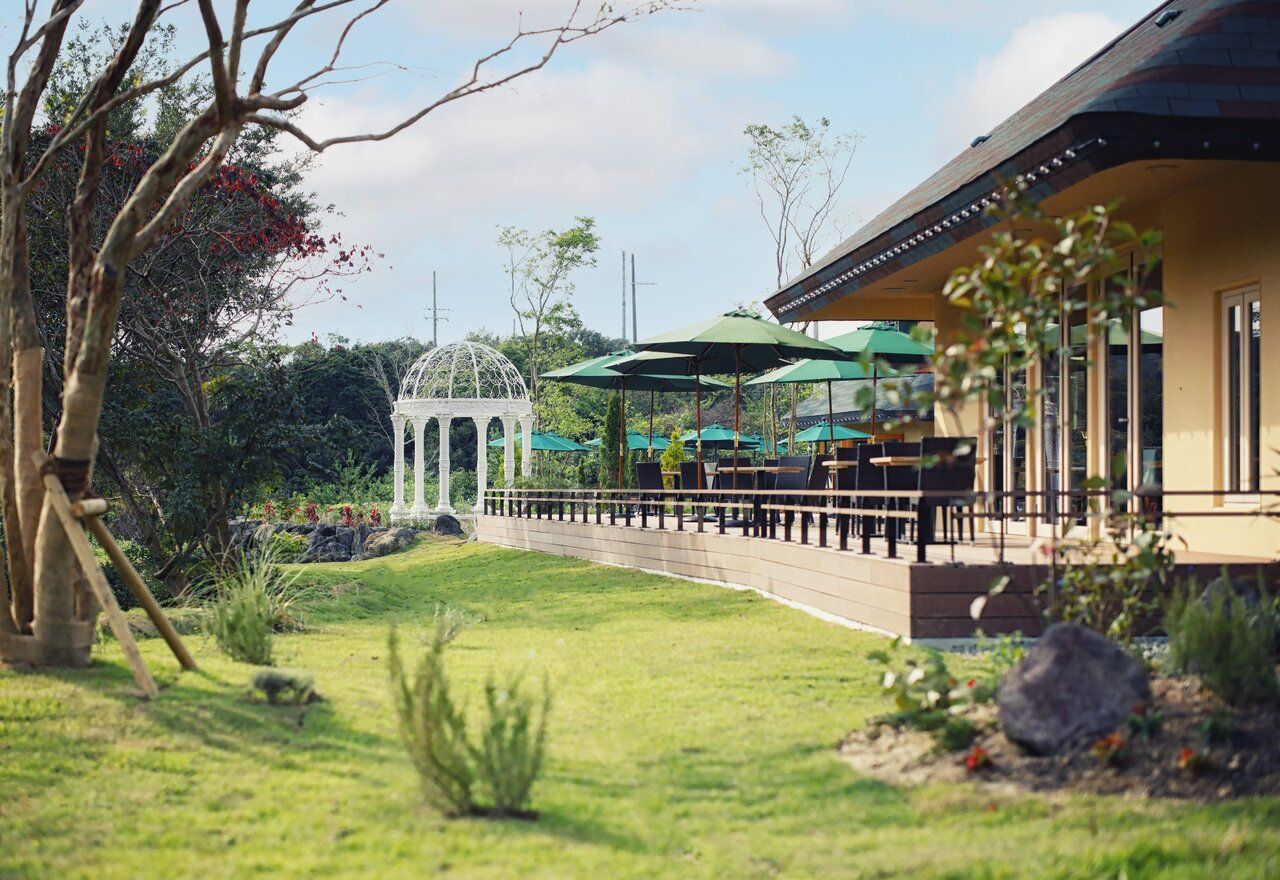 [Autumn Lunch] Terrace Café Plan - Enjoy a moment after your meal on the terrace -