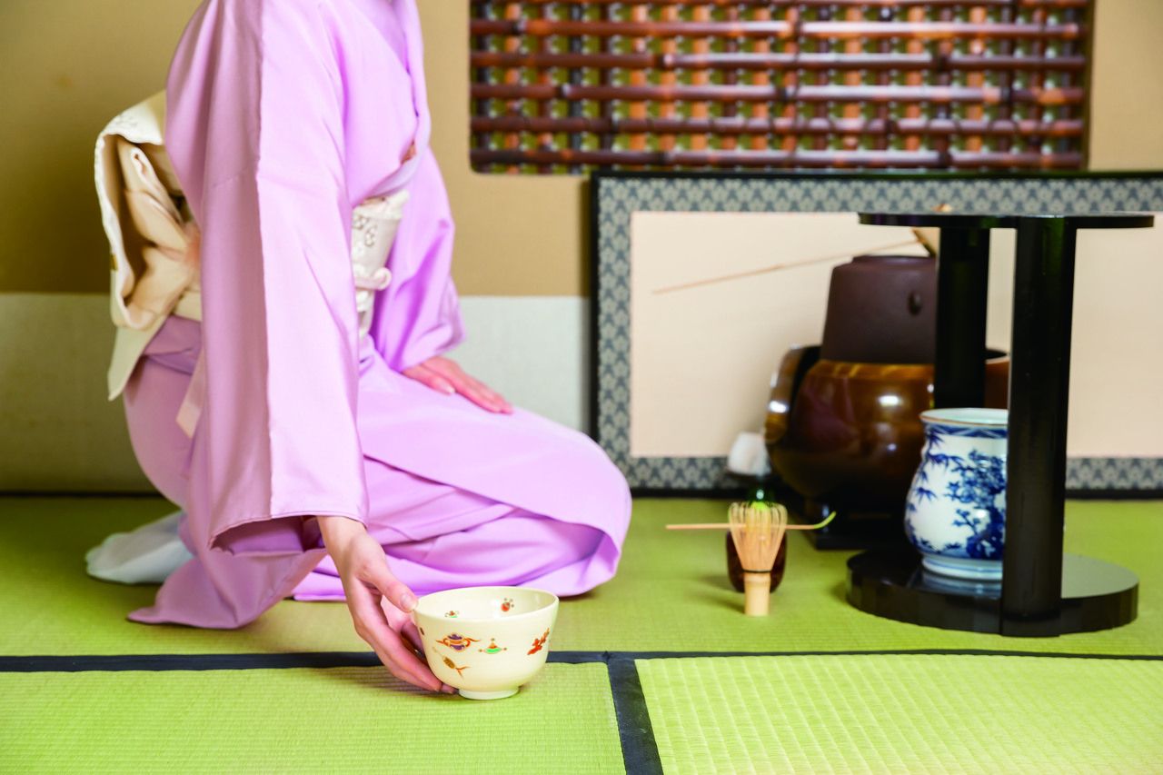 Tea making (10-14 people/90 minutes)