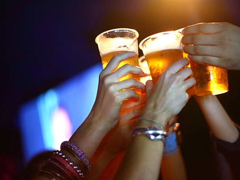 All-you-can-drink alcoholic drinks