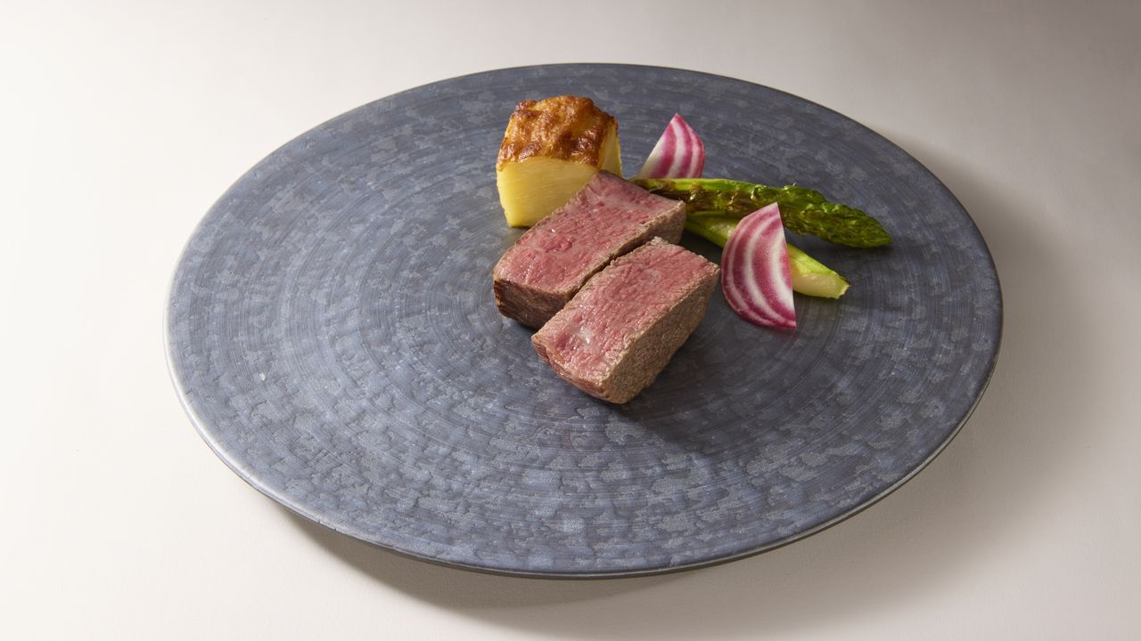 Omakase course (42,000 yen)