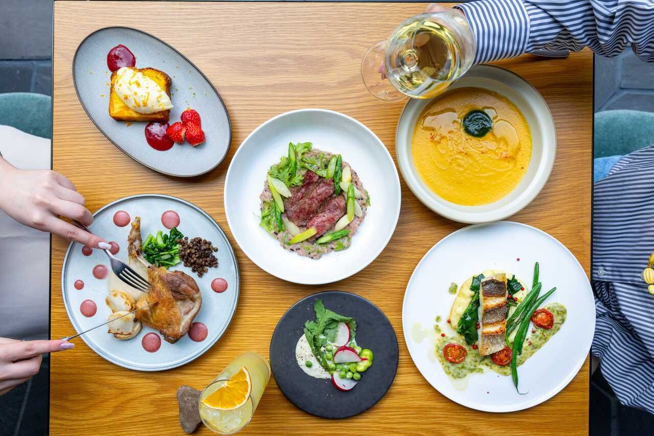 Lunch Course + 2 drink