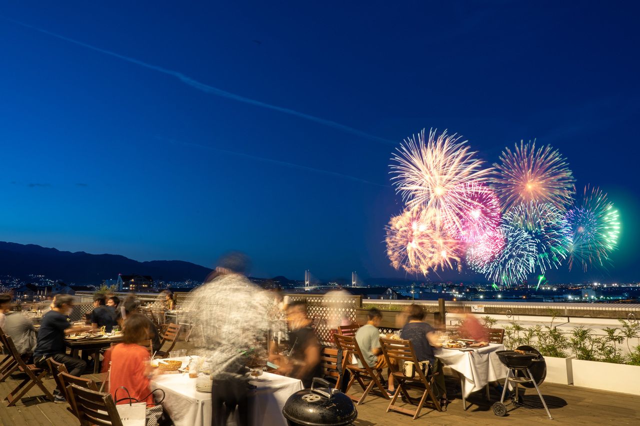 Limited to August 1st (Sat) - Special BBQ for Ashiya Fireworks Viewing: P Seats (Adults)