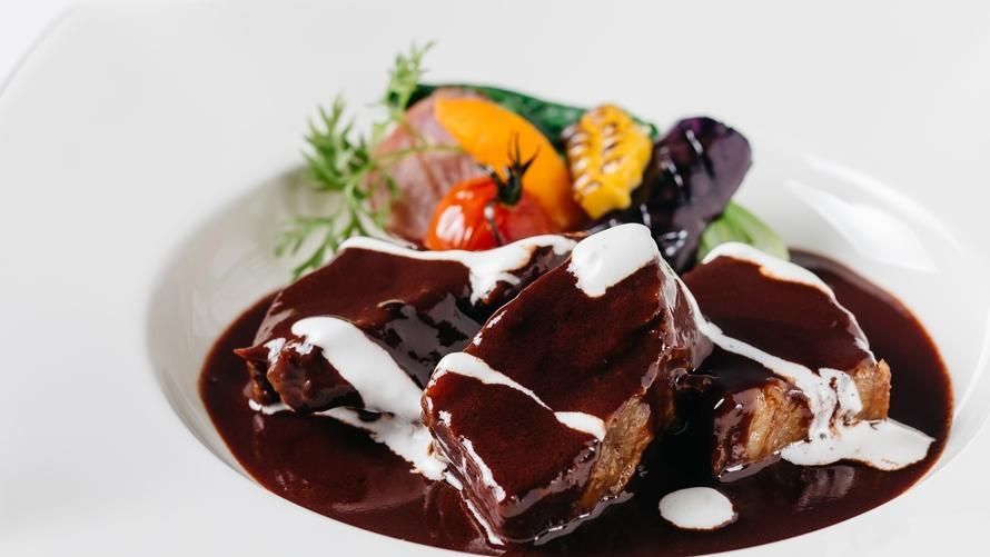 【WEB予約のみ/会員限定さまプラン】1ドリンク付き平日限定ビーフシチューコース￥10,300(13％サｰビス料別)