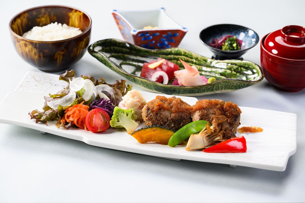 【ご褒美和ランチ】北海道産牛の昼げ御膳