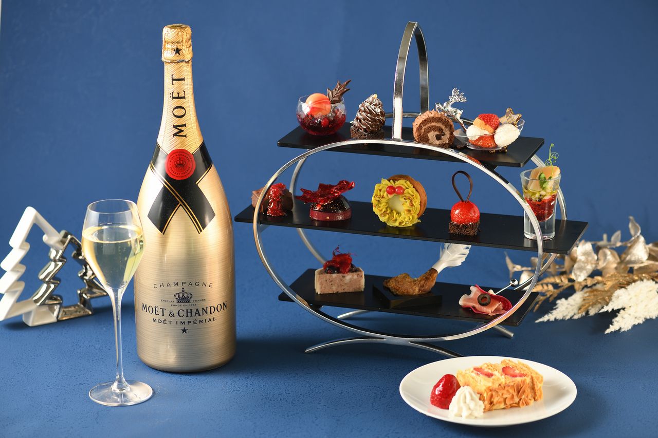 [11/1~12/31] Christmas Afternoon Tea 2025 + Glass of Champagne