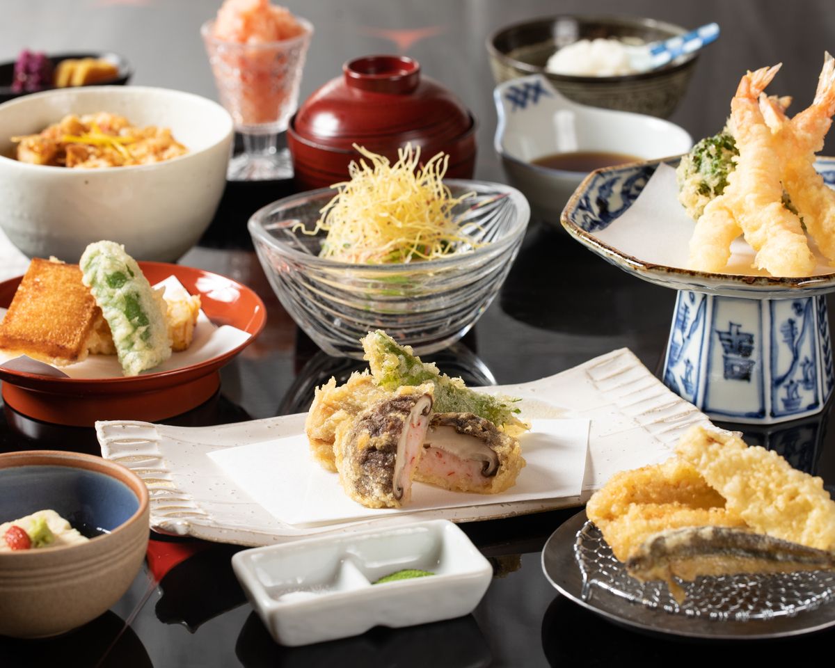 Dinner / Counter Seating