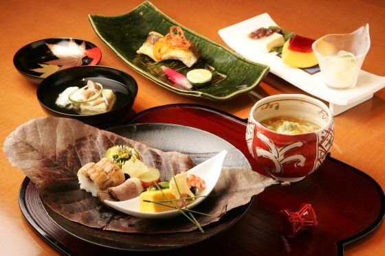 会席料理【もみじ】