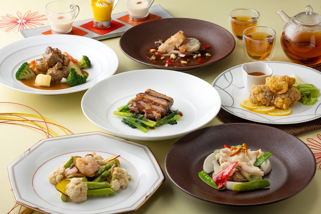 December — Hearty Lunch Order Buffet (Adults)