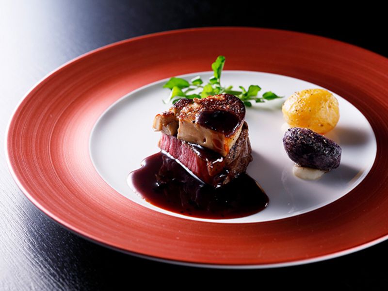 メイン料理 和牛フィレ肉とフォアグラ ロッシーニ風 グレードアップ