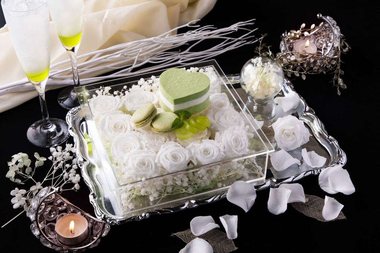 冬限定デートコース【～静かな夜景が照らす、二人だけの冬物語～】抹茶とホワイトチョコのハートケーキ&マカロンのSpecial Desert＆オリジナル乾杯カクテル付♪※デザートにメッセージも添えれます。