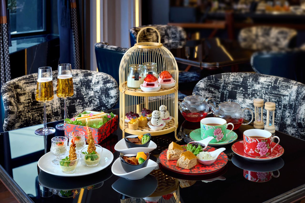 MGallery  キラキラと舞い降りる雪の季節　アフタヌーンティー(土日)