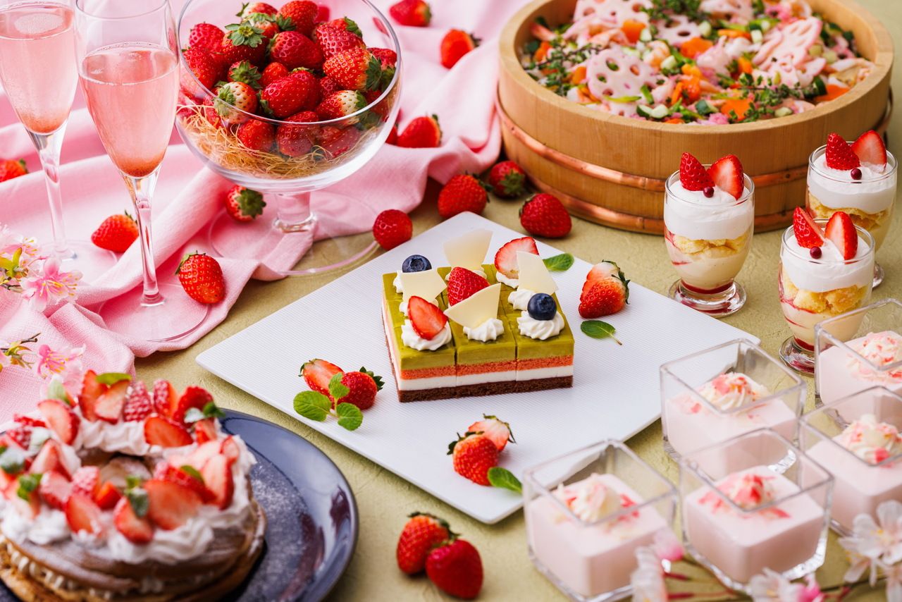 平日ランチ いちごが食べ放題！ひなまつりスペシャルDays(11:30~)　