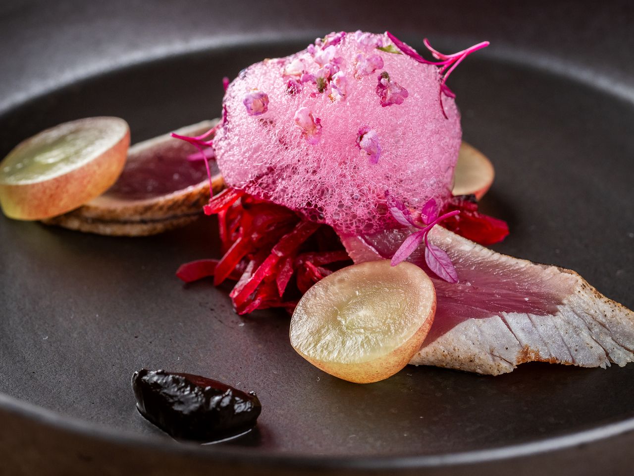 4月29日～5月6日　ゴールデンウィーク期間限定・ラヴァン・グゥランチコース　5,000円