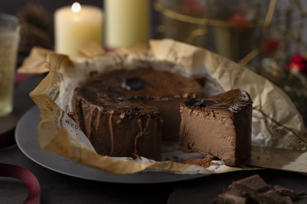 [Takeout] Seasonal Chocolate Basque Cheesecake