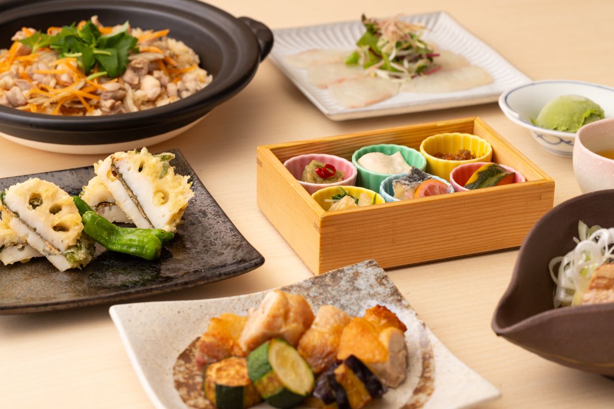 おはし【彩】お食事のみ　8品　4700円